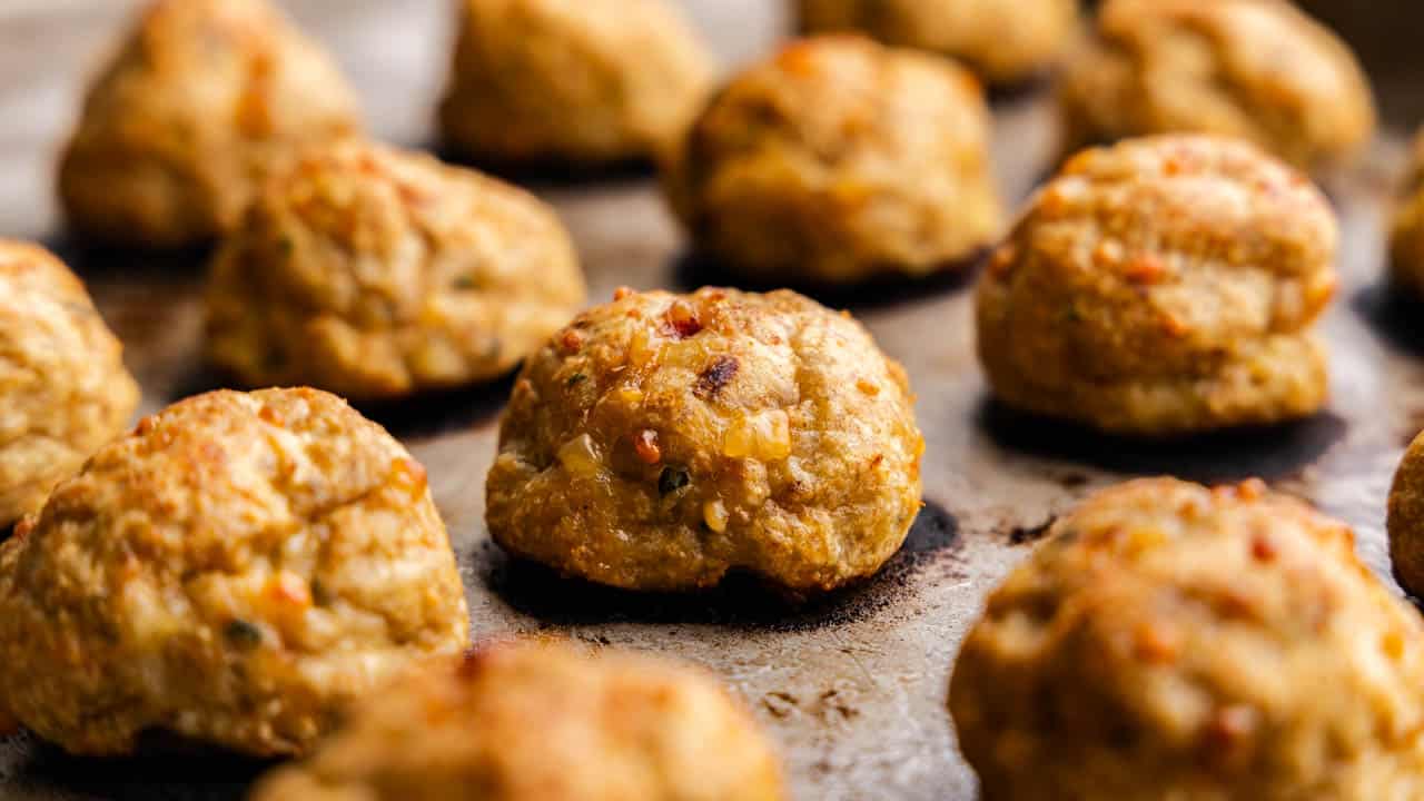 Family-Friendly Baked Chicken Meatballs: Easy Freezer Meals